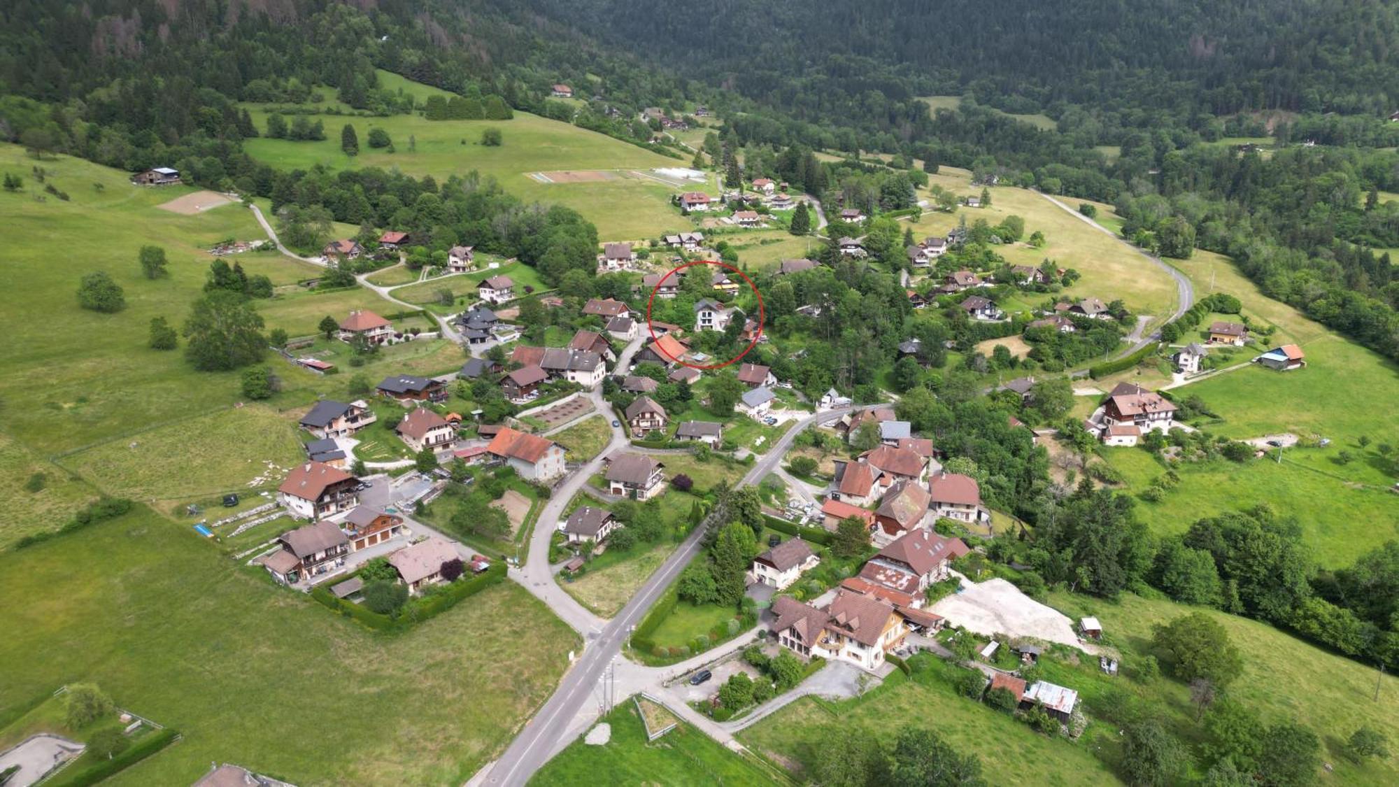 La Fruitiere De Verel, Modulables Neufs, Calmes, Entre Et Montagne, Max 11 Personnes Talloires